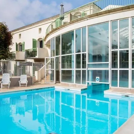 4 In The Heart Of St-martin With Swimming Pool And Parking Saint-Martin-de-Ré