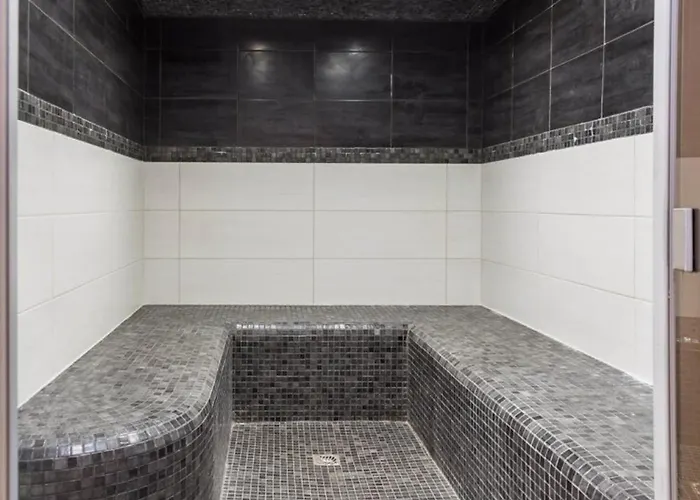 4 In The Heart Of St-martin With Swimming Pool And Parking